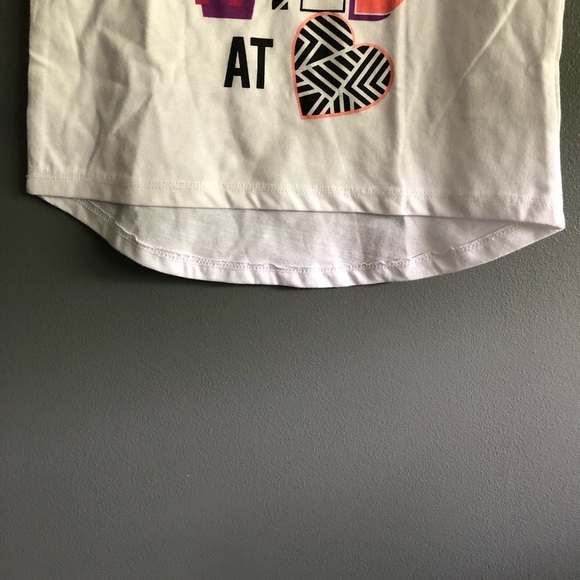 Disney’s Minnie Wild At Heart Graphic Tee - Picture 7 of 10